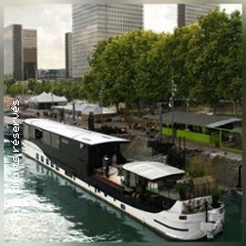 PENICHE-THEATRE LA BALEINE BLANCHE PARIS 13