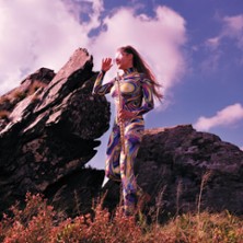 Ludivine Issambourg &ldquo;Antiloops&rdquo; / Intern