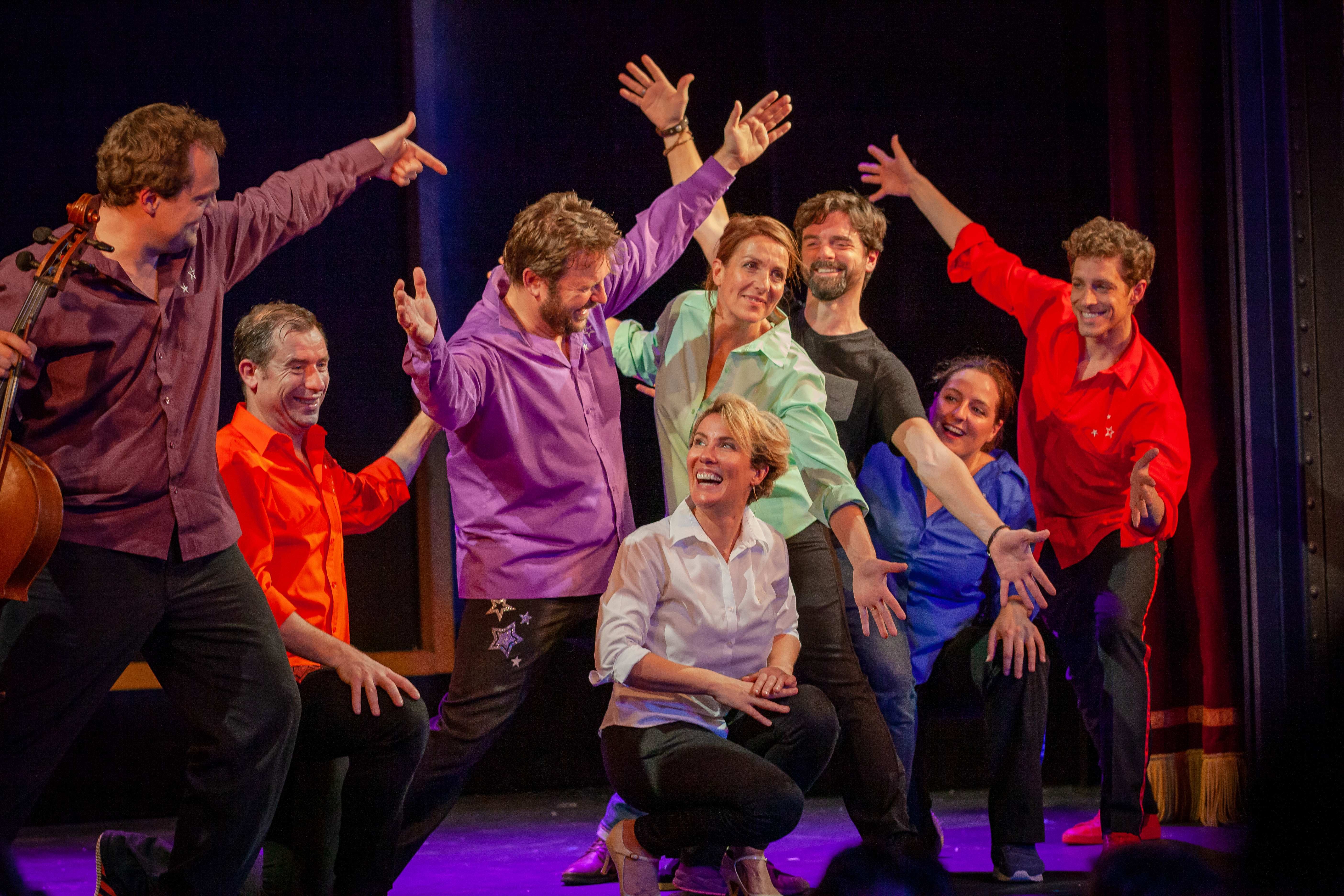 Colors - No&eacute;mie